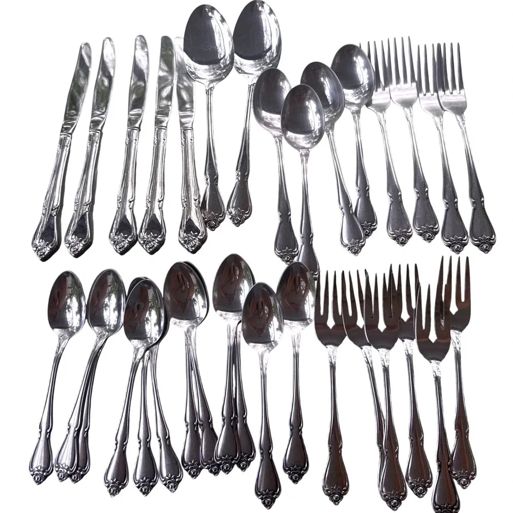 Oneida 1881 Rogers Flatware Set 33pc Baroque Rose Stainless Silverware Floral EX